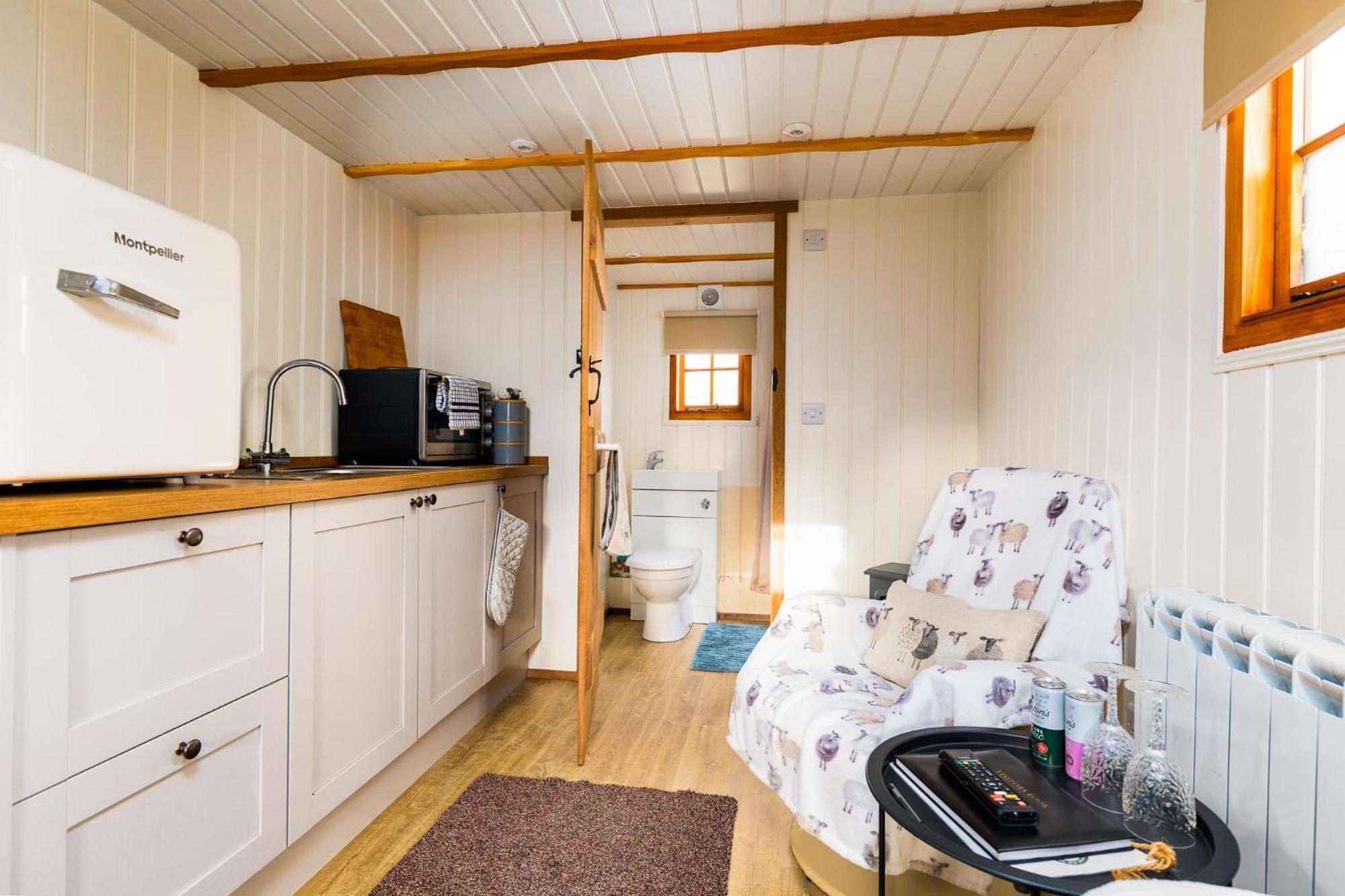 Shepherds Hut, West Ayton, Scarborough Exterior foto